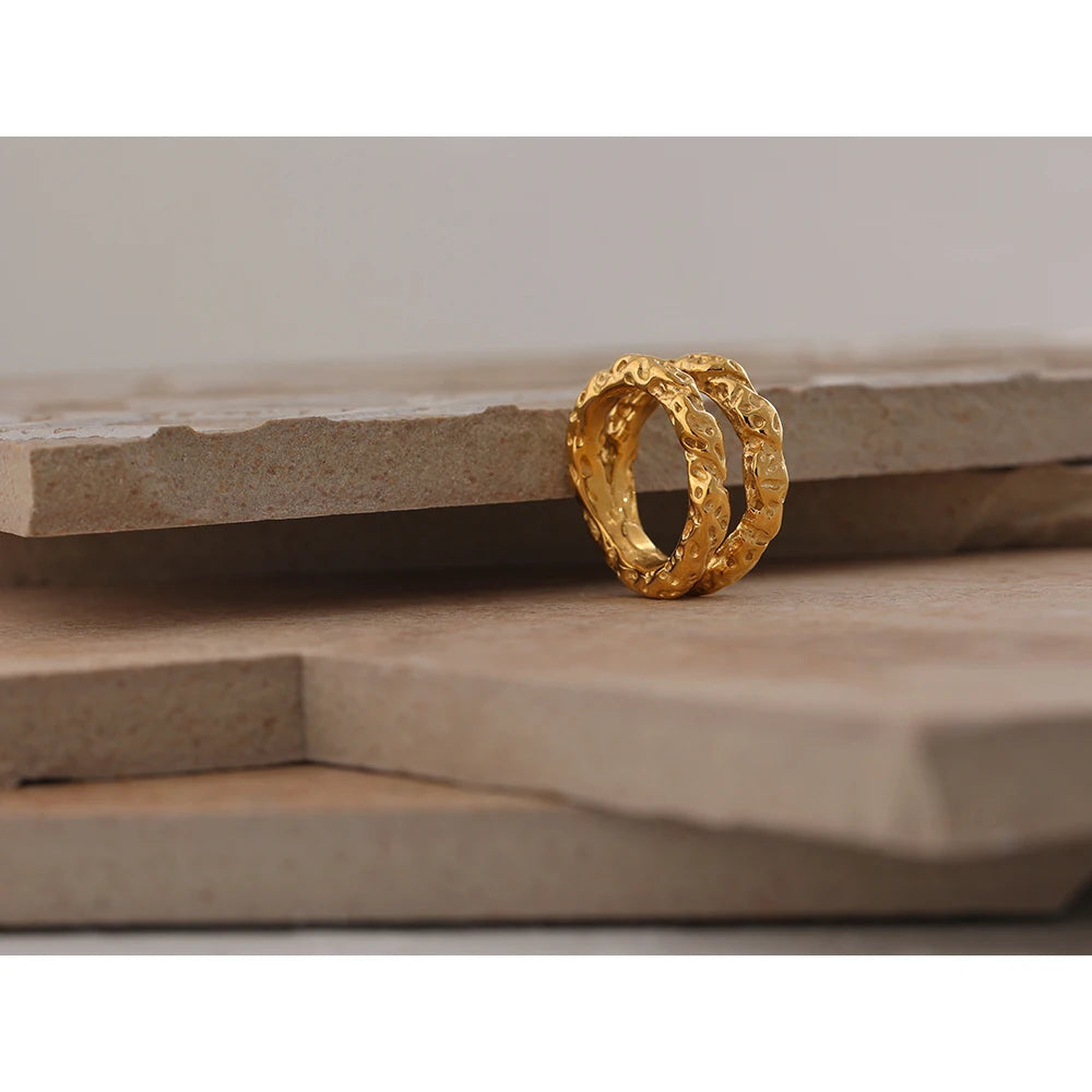 Gold Textured Round Ring