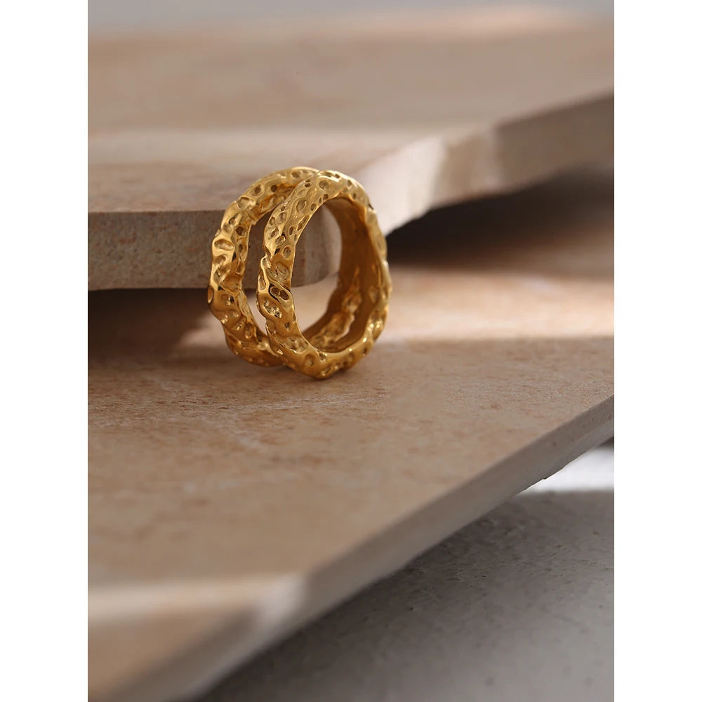 Gold Textured Round Ring